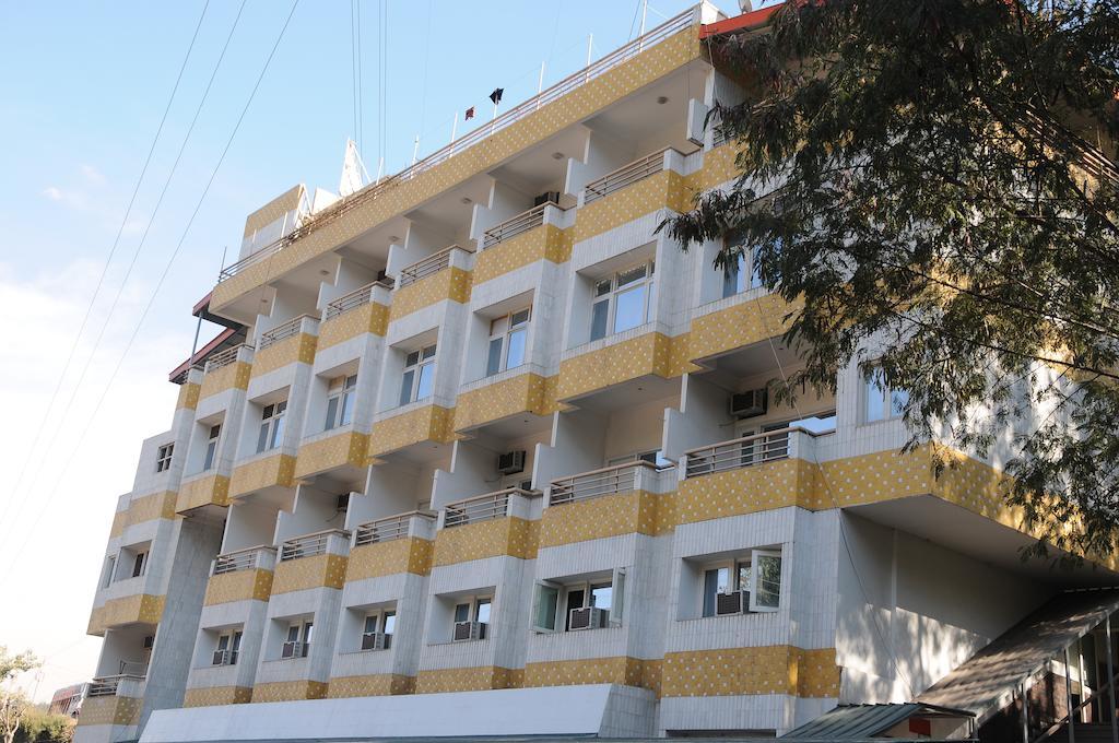 Hotel Panchwati Bilaspur  Екстер'єр фото